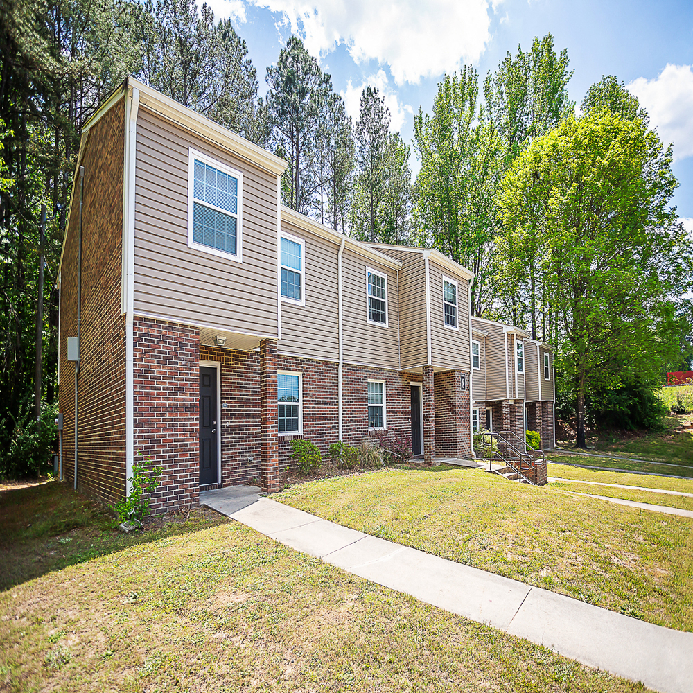 Douglass Village Apartments in Douglasville, GA