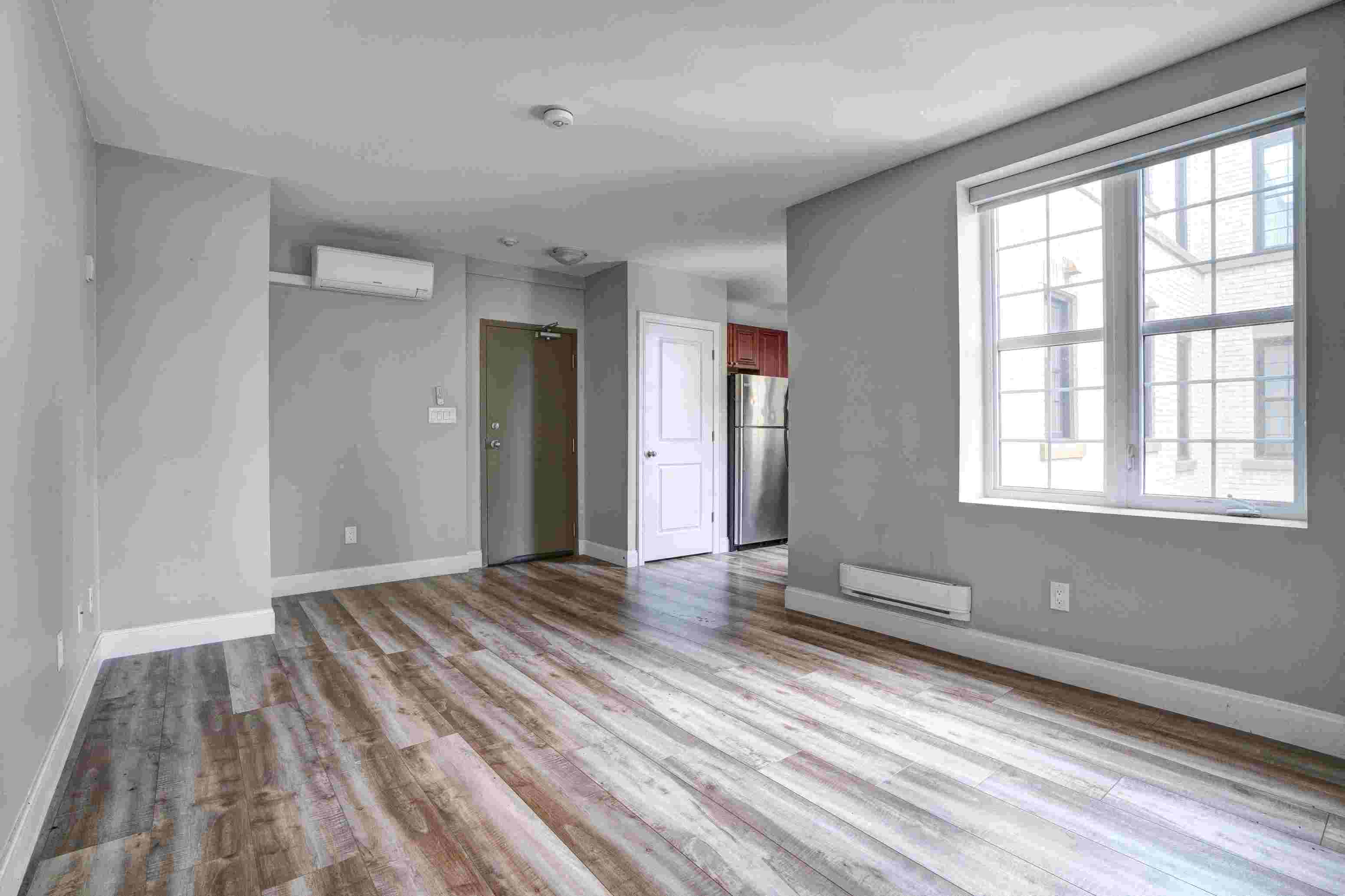 Gallery Photo 18