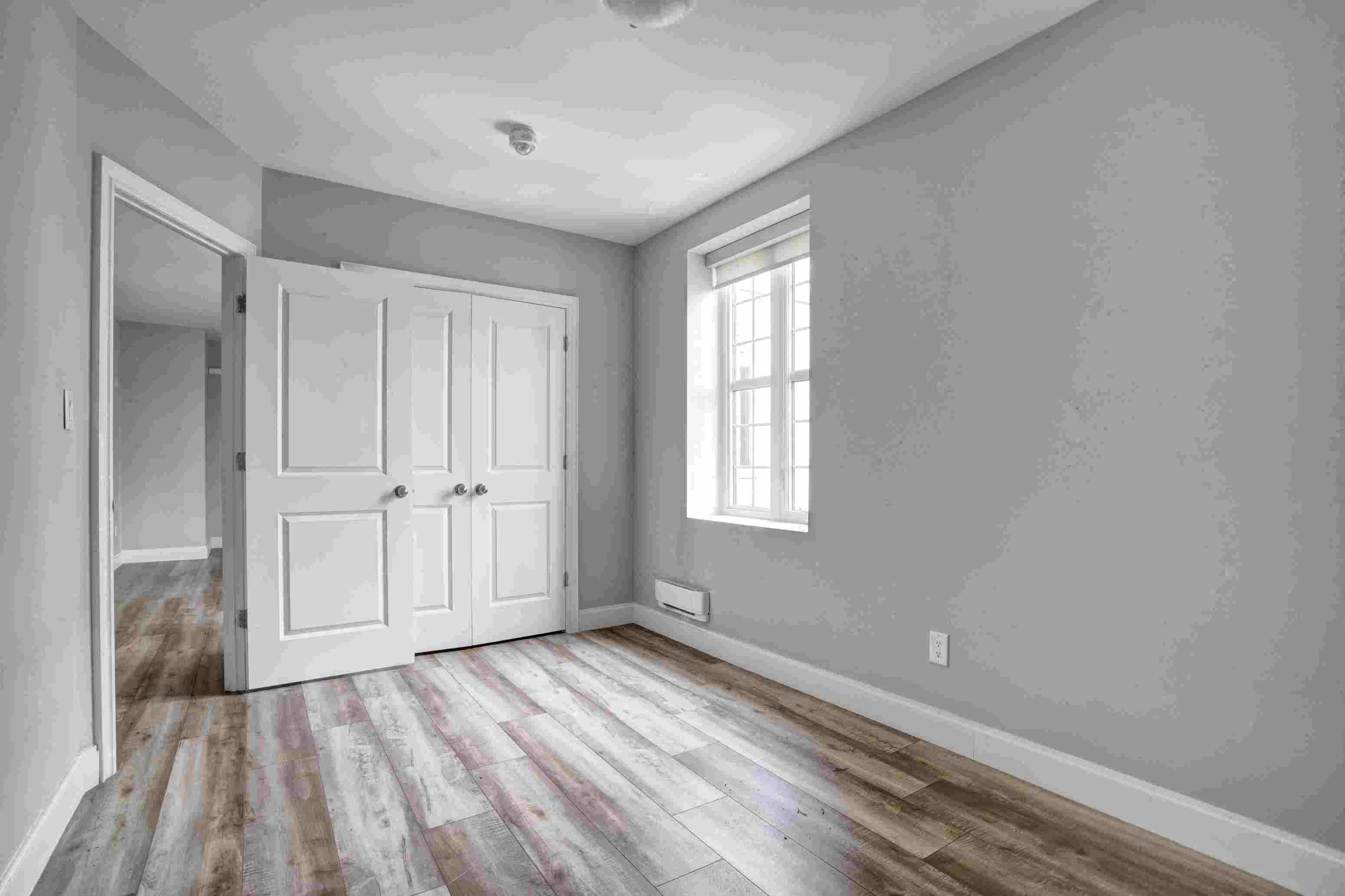 Gallery Photo 13