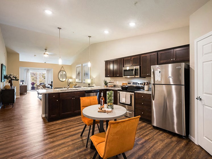 Copley Ohio Apartment Rentals Redwood Copley Large Kitchens and Pantry Meadowood