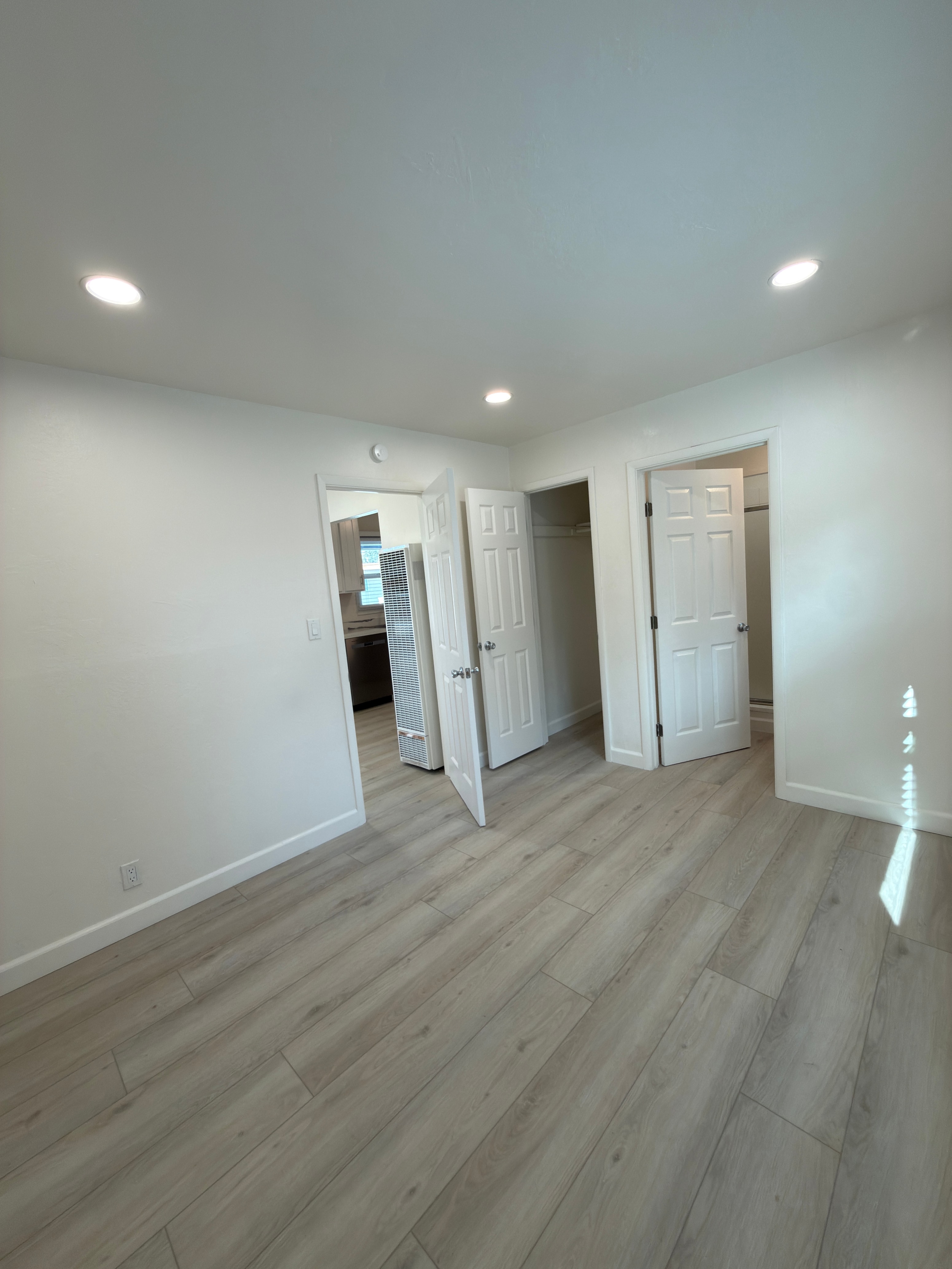Gallery Photo 21