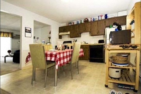 Gallery Photo 13