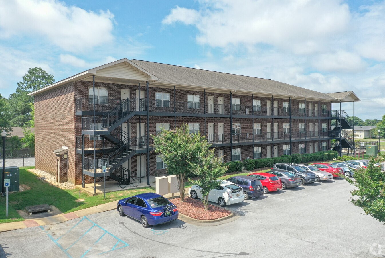 French Quarter Apartments Tuscaloosa, AL Exterior