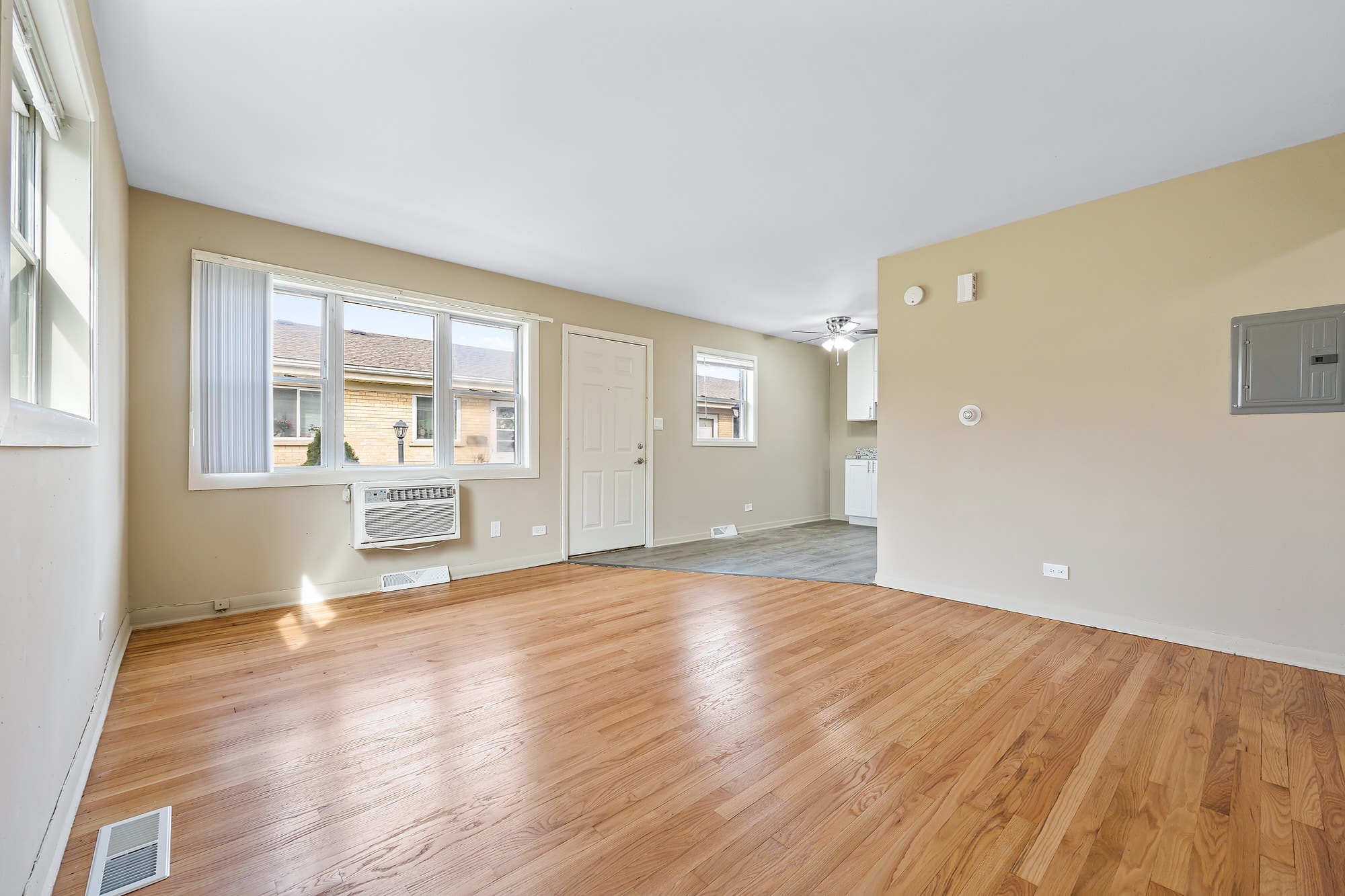 Gallery Photo 11