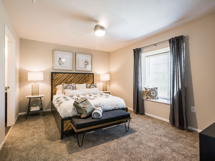 North Canton Ohio Apartment Rentals Redwood North Canton Main Bedroom Suite