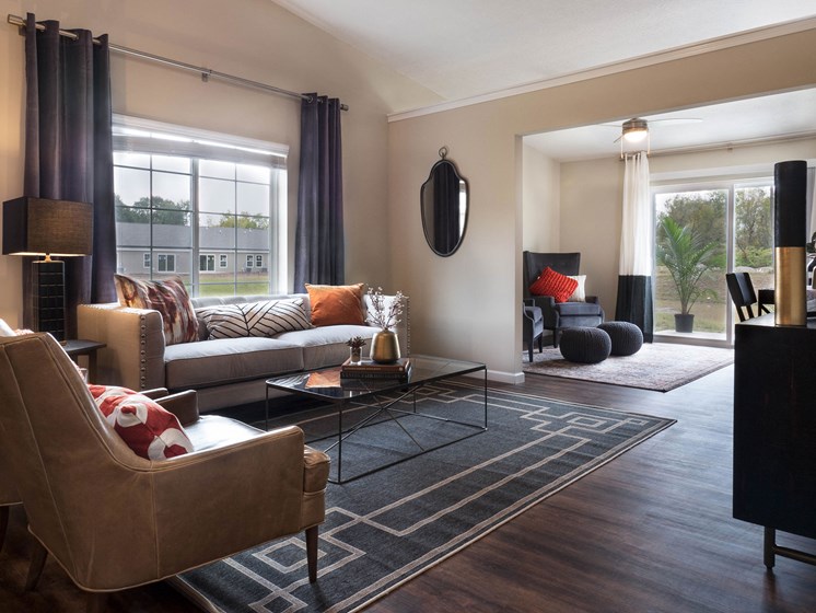 North Canton Ohio Apartment Rentals Redwood North Canton Living Room Meadowood