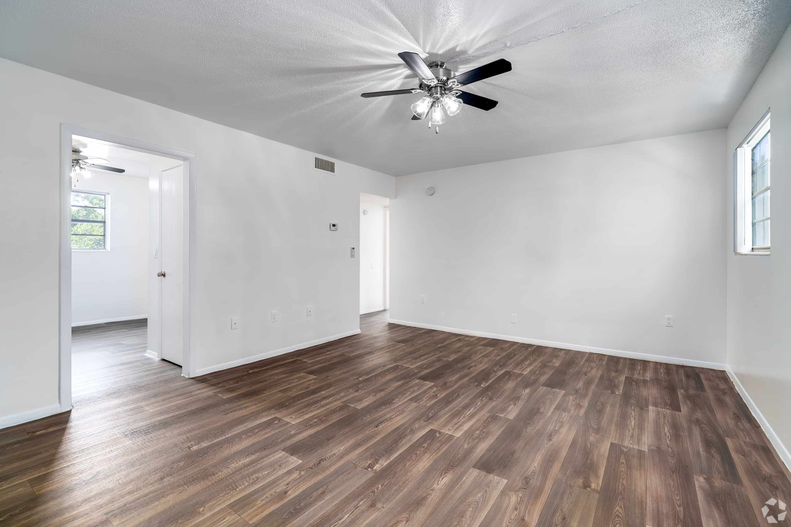 Gallery Photo 19