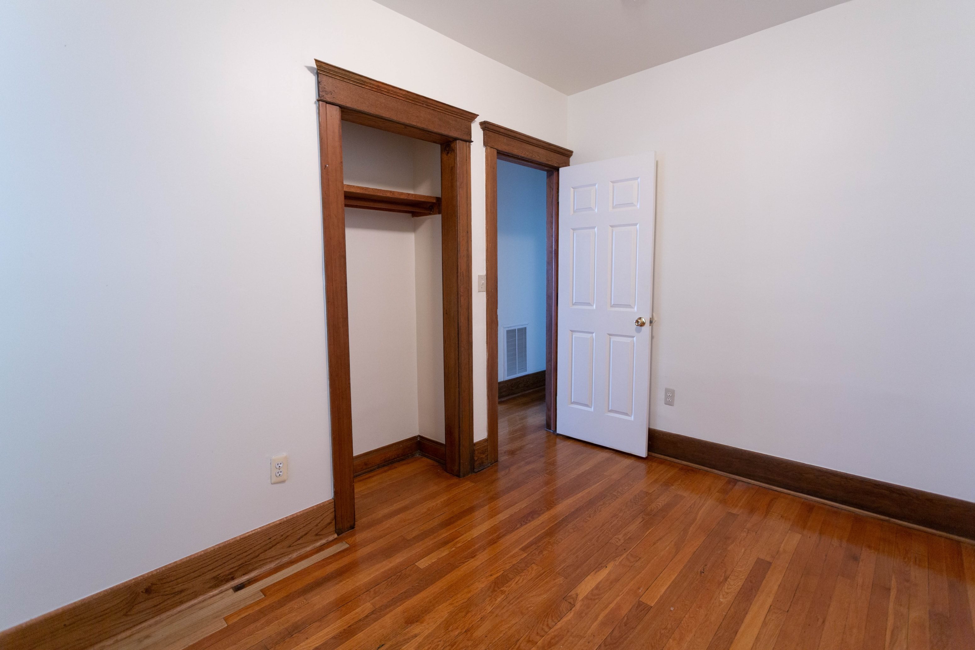 Gallery Photo 10