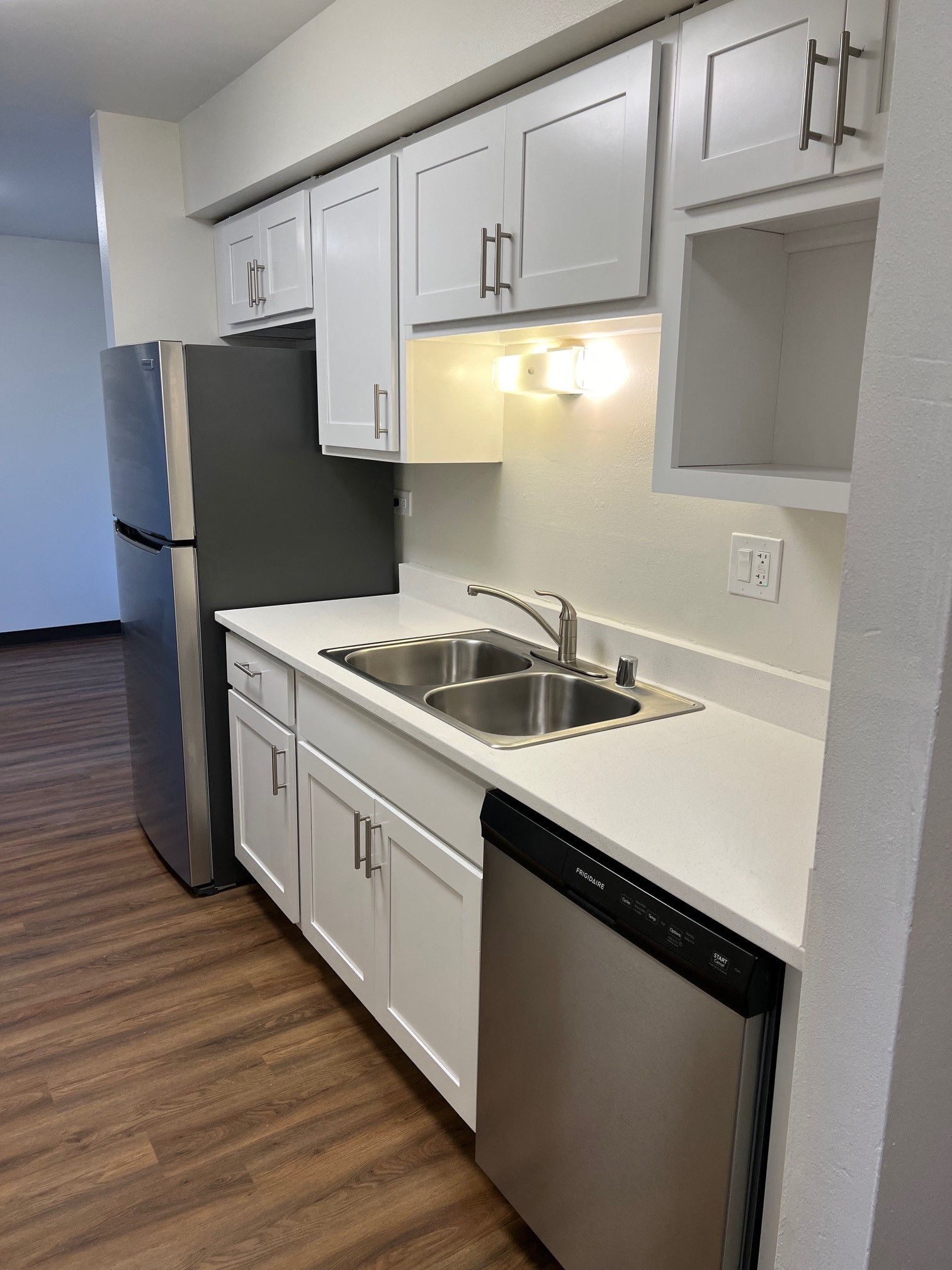 Woodside Terrace Apartments in Beloit, WI