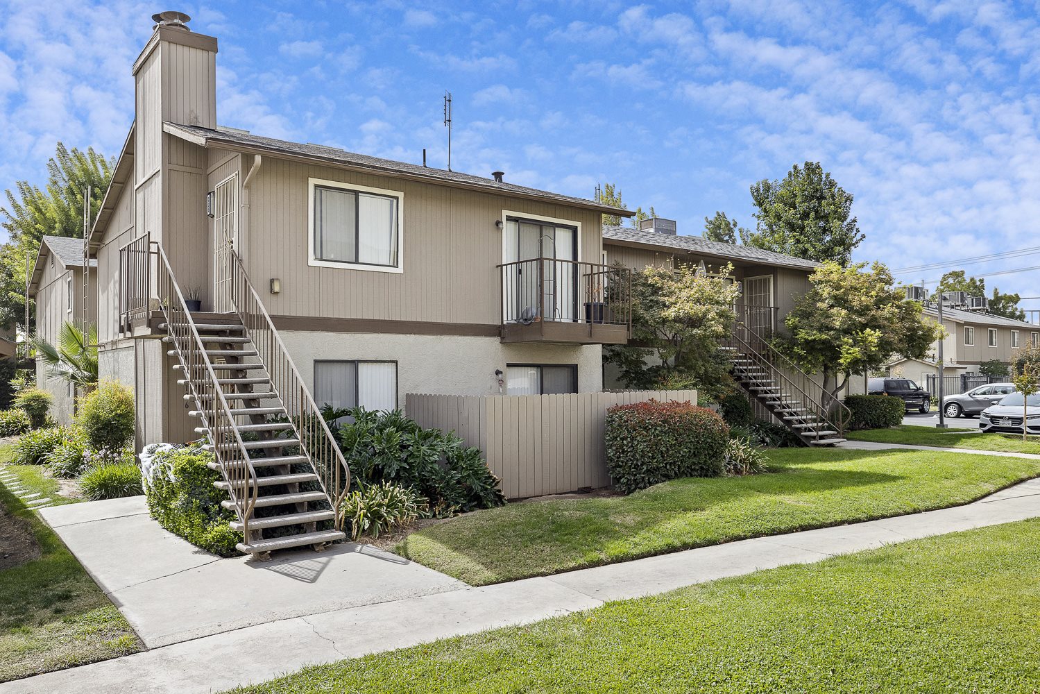 Sandalwood Garden Apartments in Fresno, CA