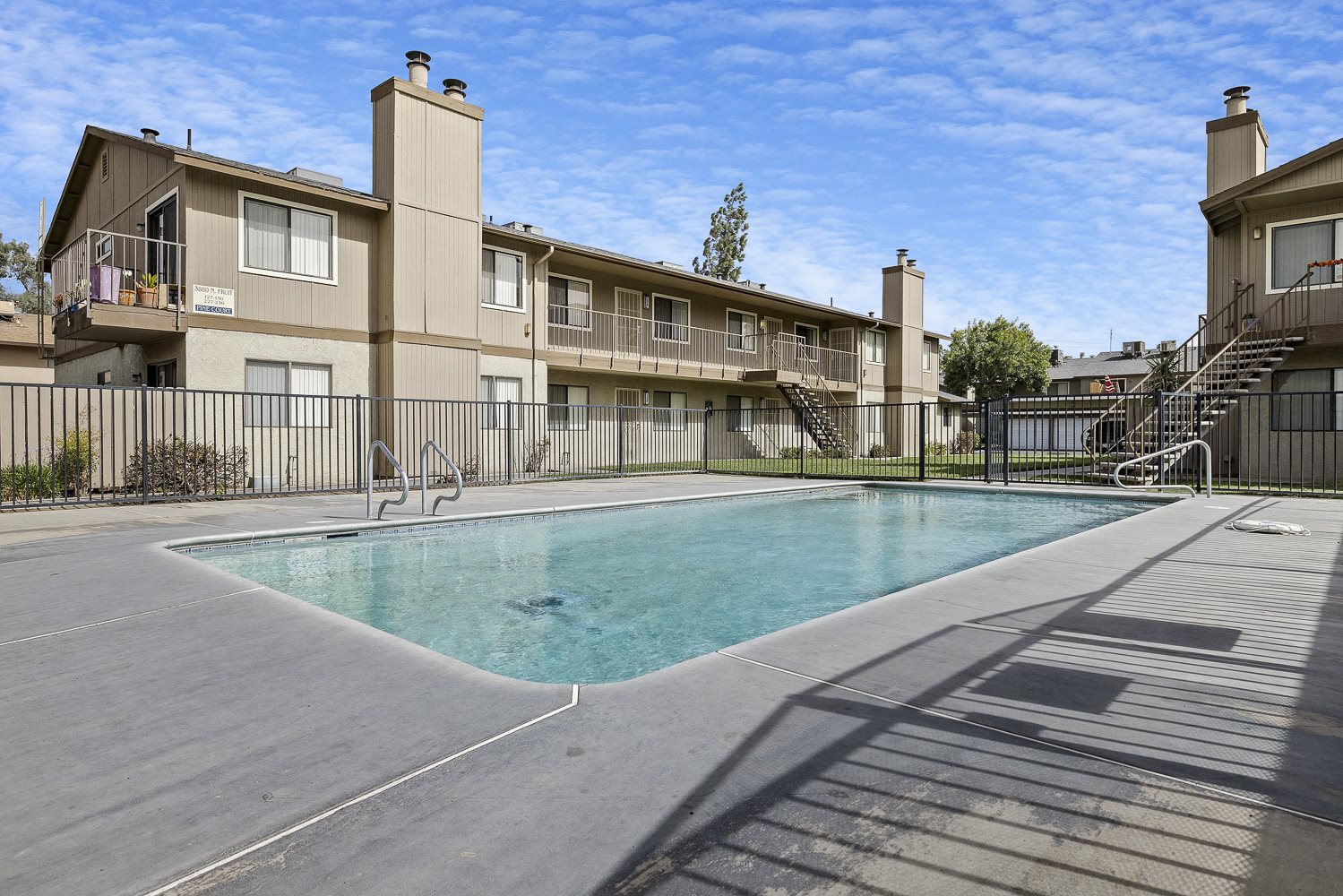 Sandalwood Garden Apartments in Fresno, CA