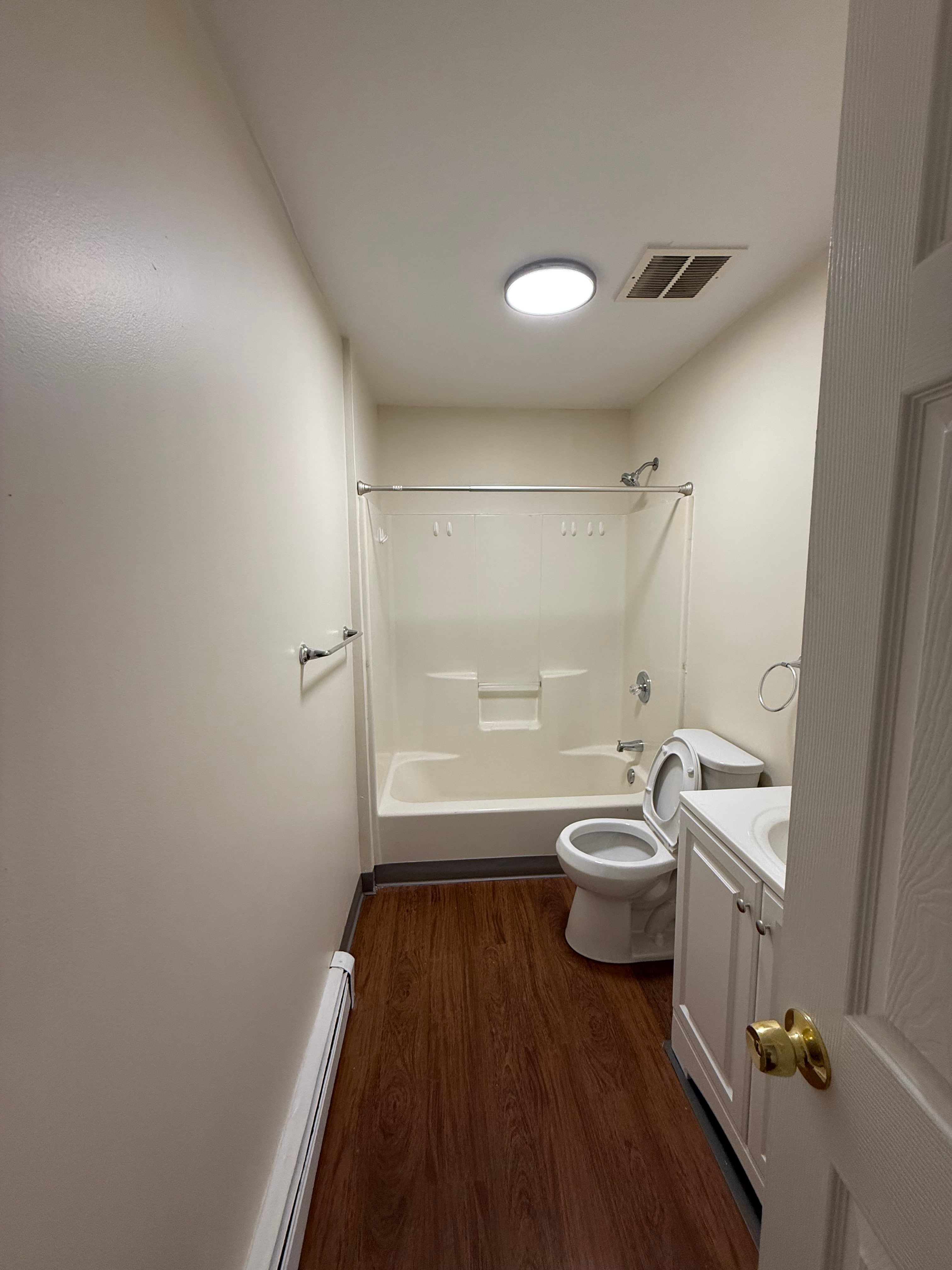 Gallery Photo 16