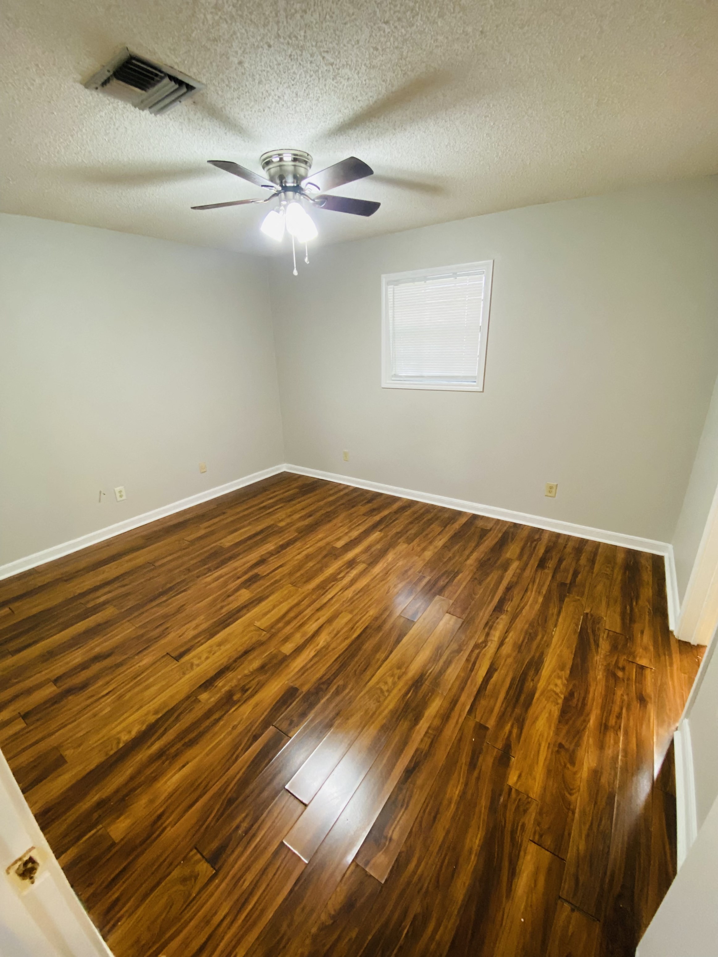 Gallery Photo 6