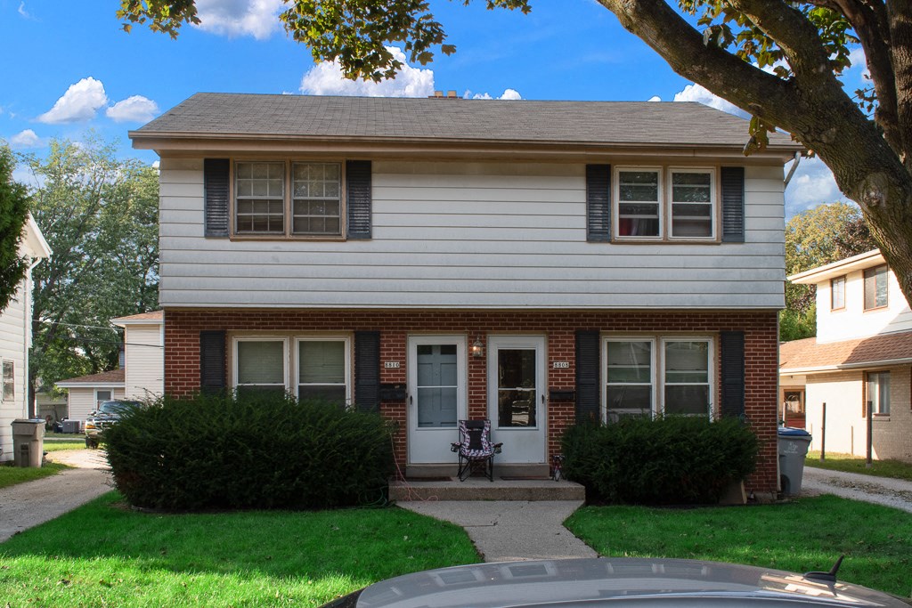 Herbert Townhomes Exterior