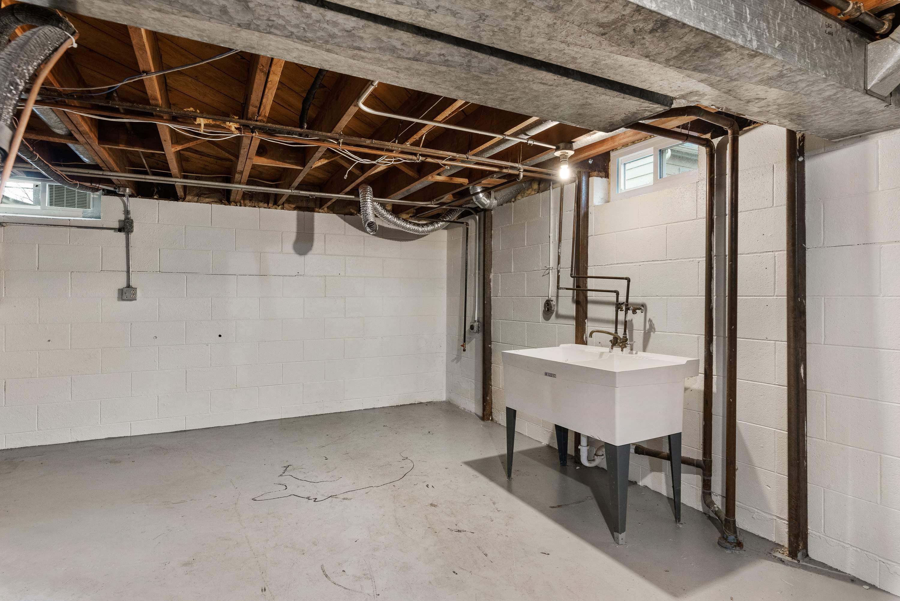 90th Street Townhomes Basement