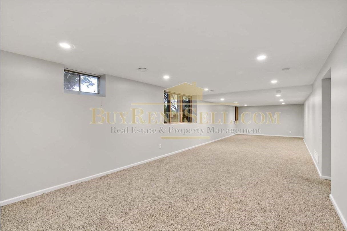 Gallery Photo 28