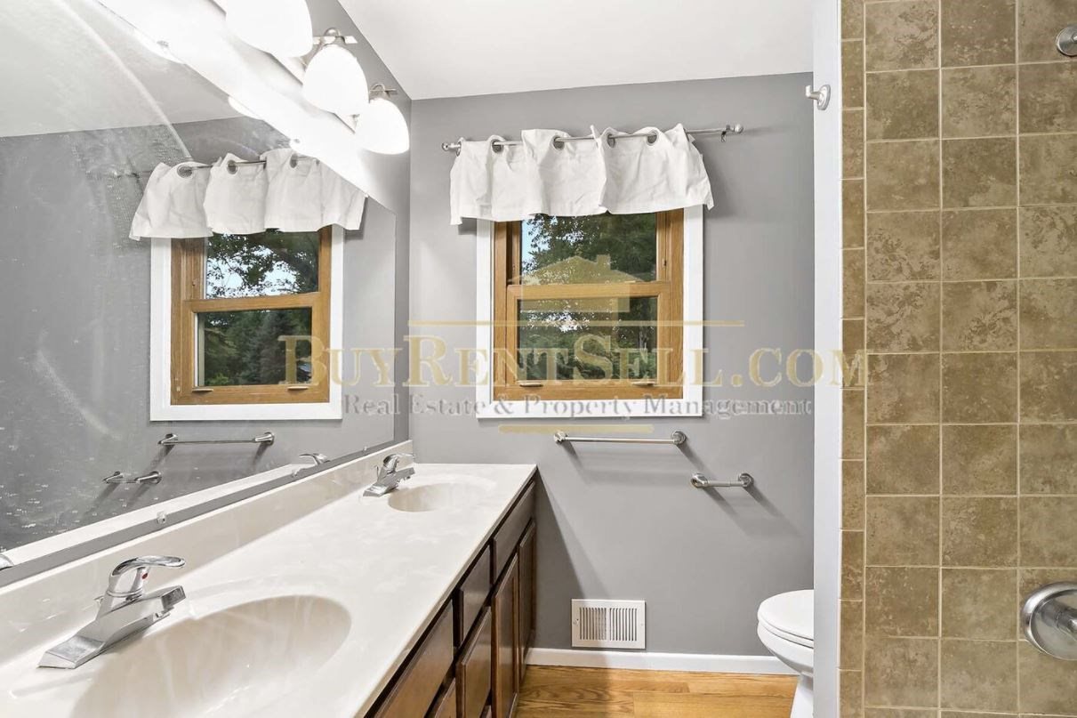 Gallery Photo 26