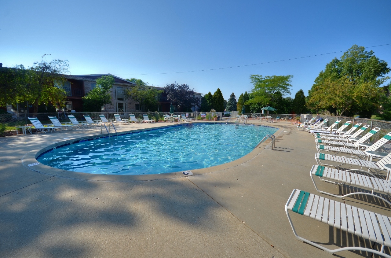 Parkland Green Apartments in New Berlin, WI