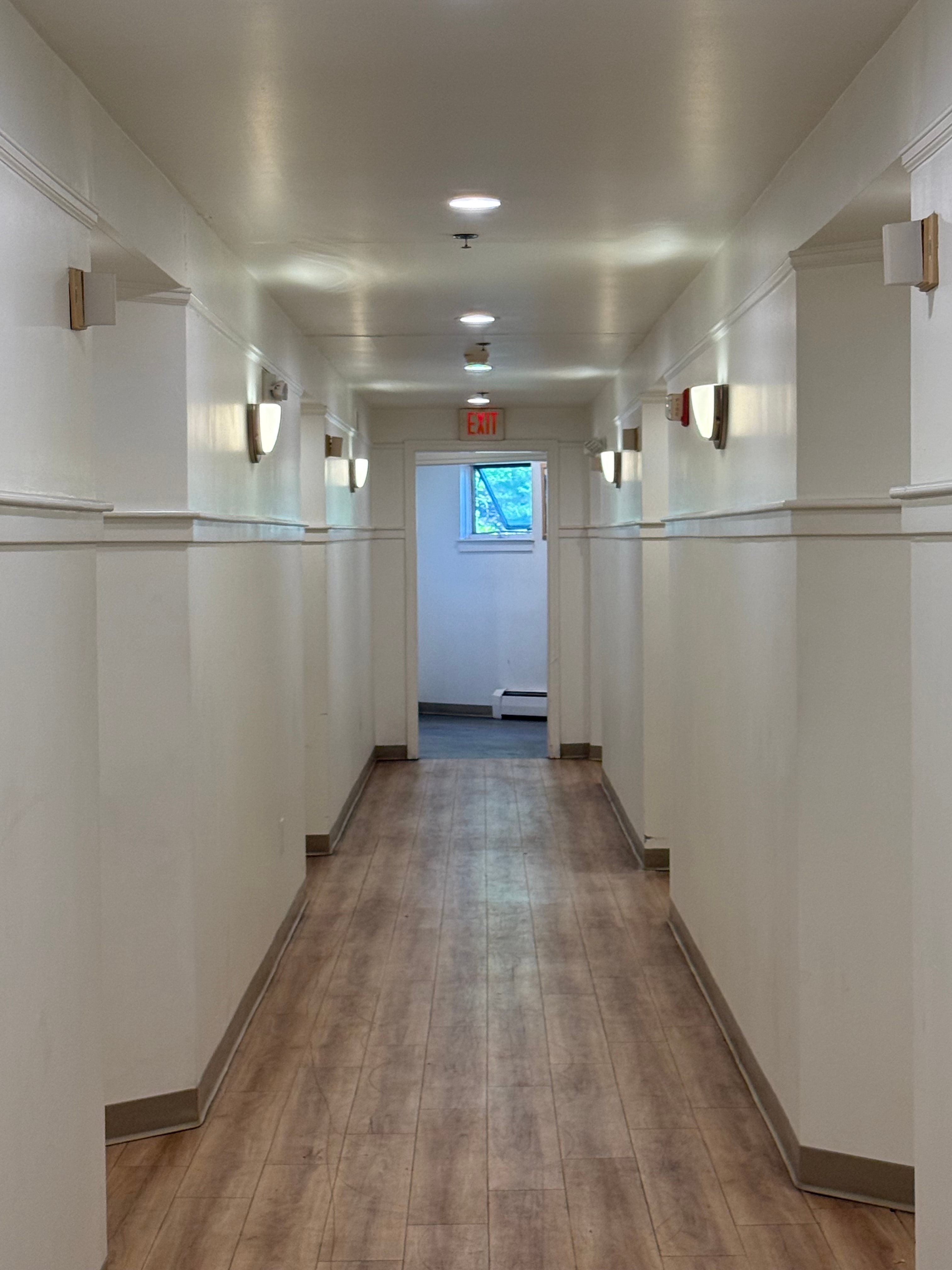 Gallery Photo 14