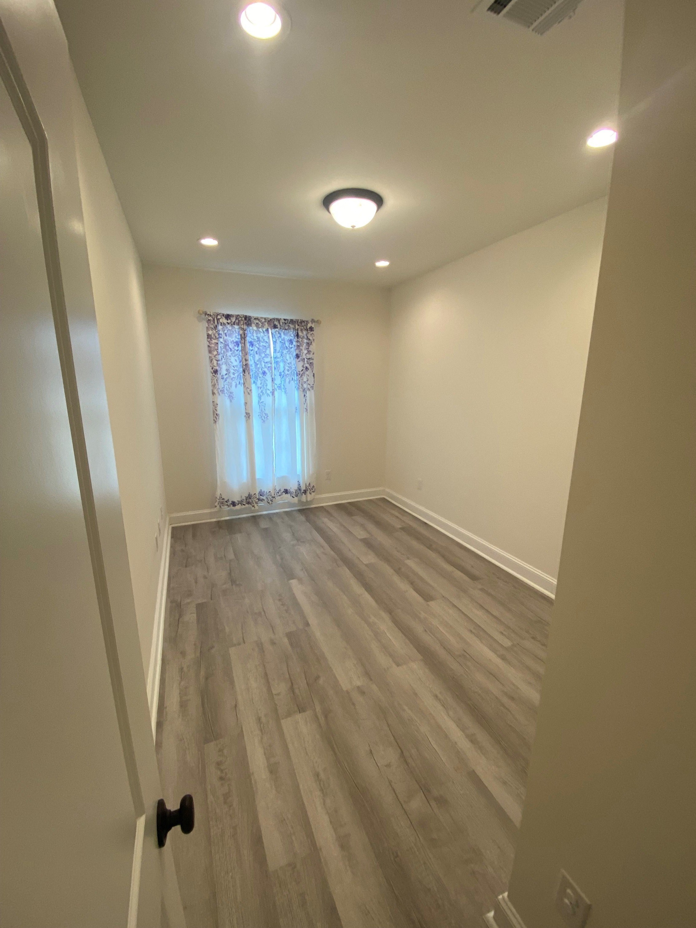 Gallery Photo 11