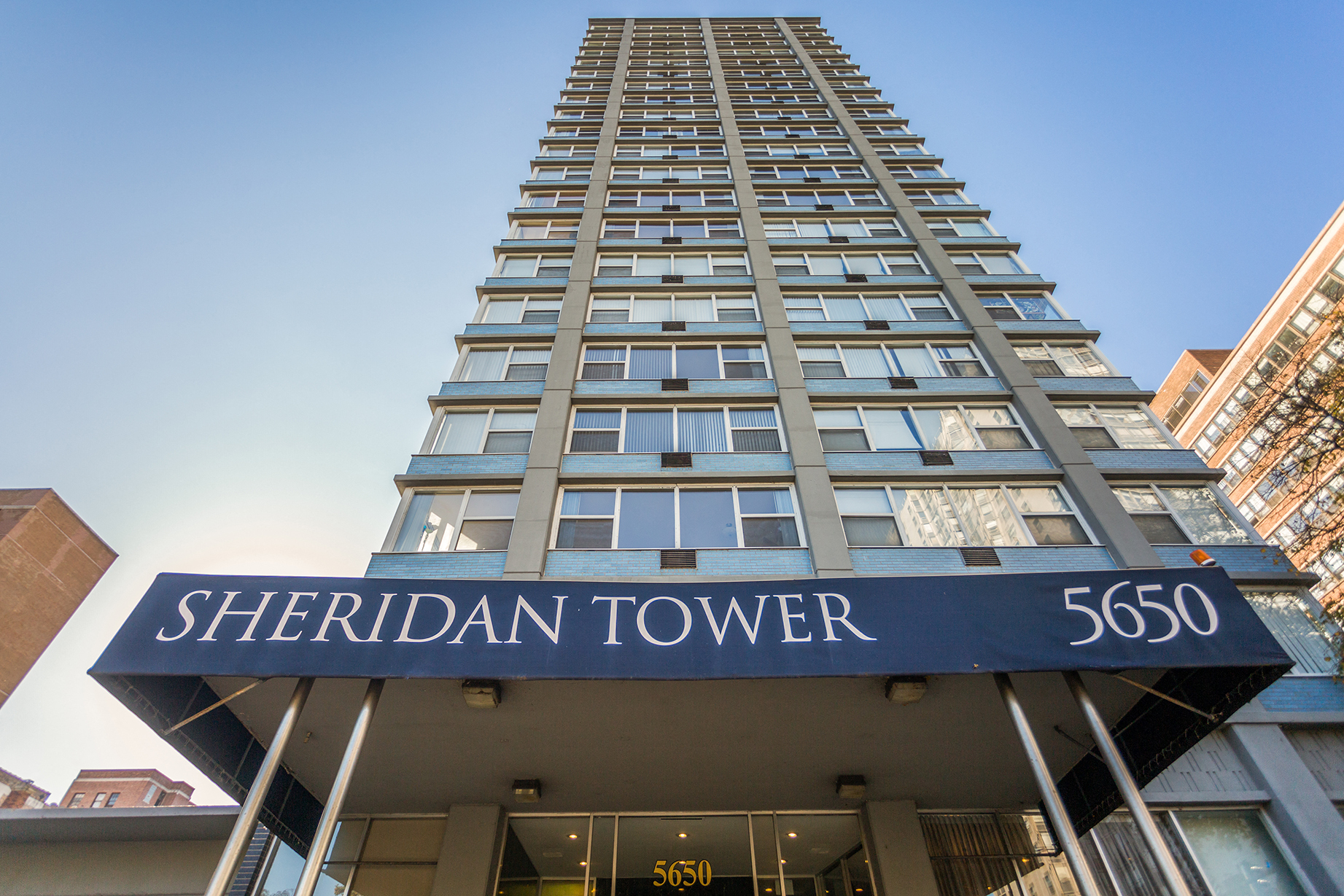 Sheridan Tower 5650 N Sheridan Rd Apartments in Chicago, IL