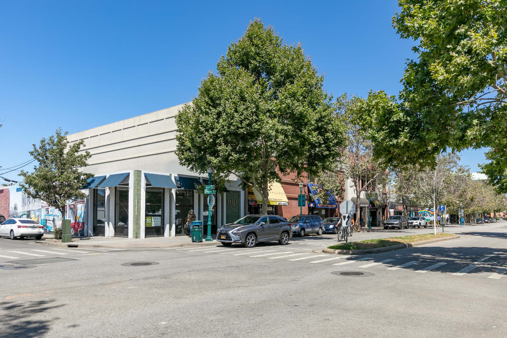 Gallery Photo 18