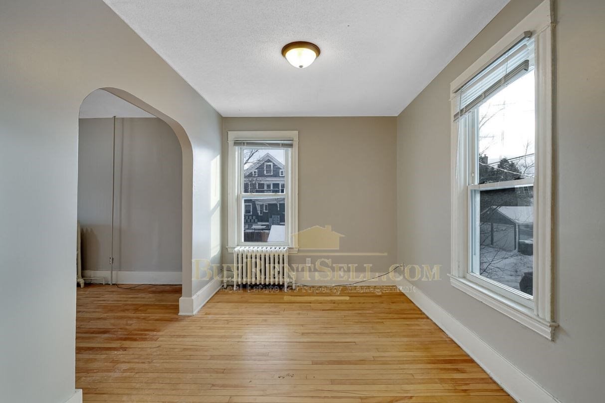 Gallery Photo 16