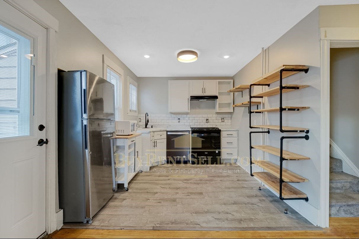 Gallery Photo 17
