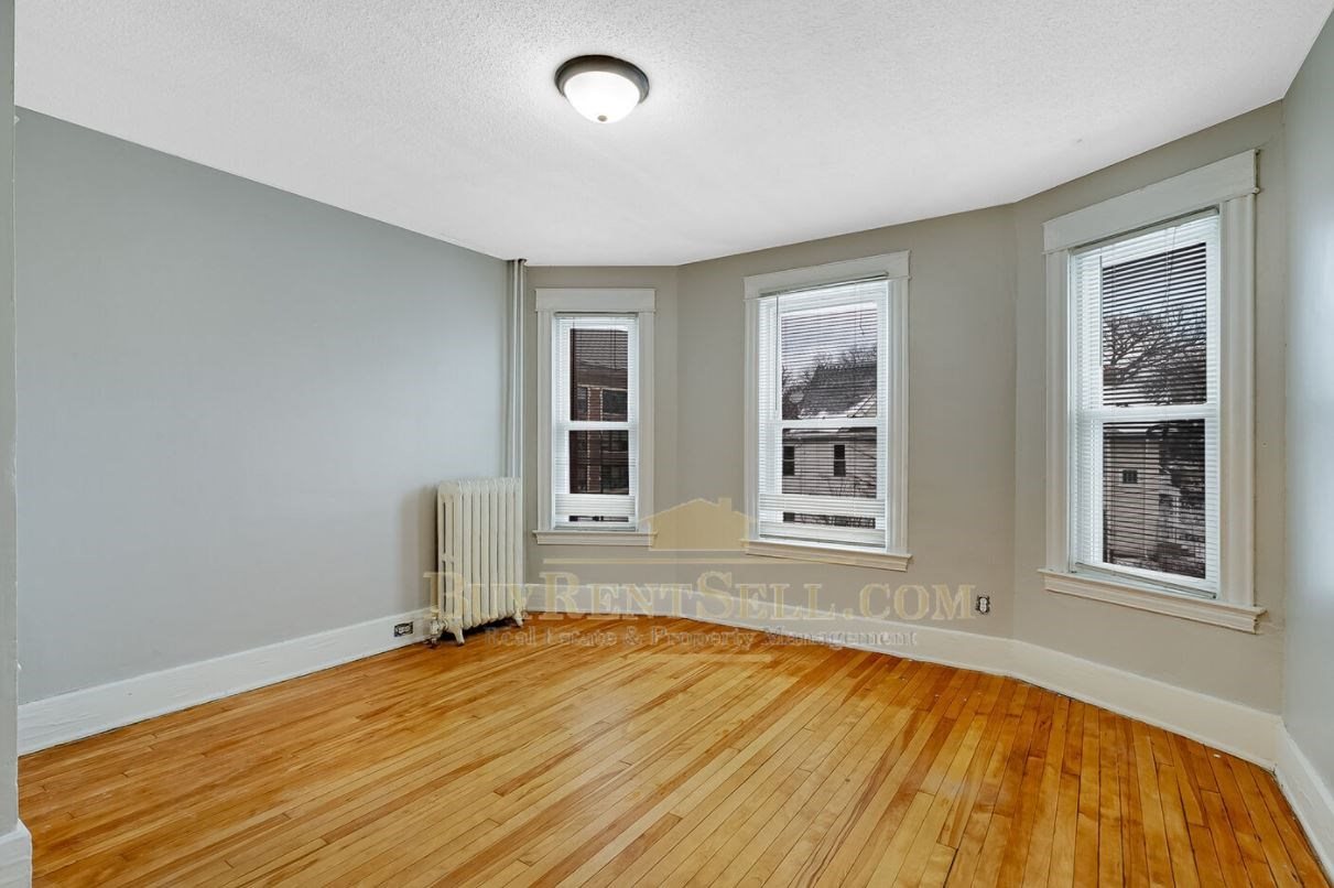 Gallery Photo 18
