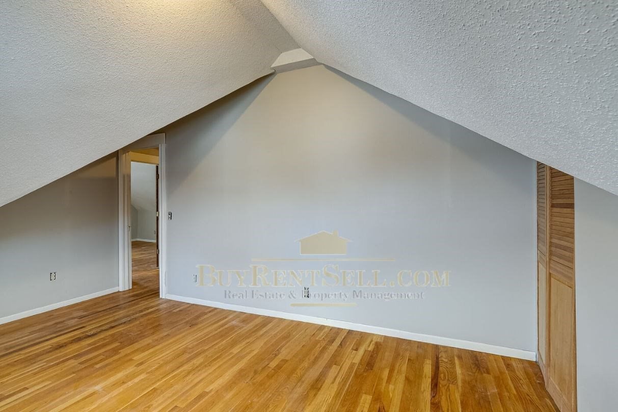 Gallery Photo 4