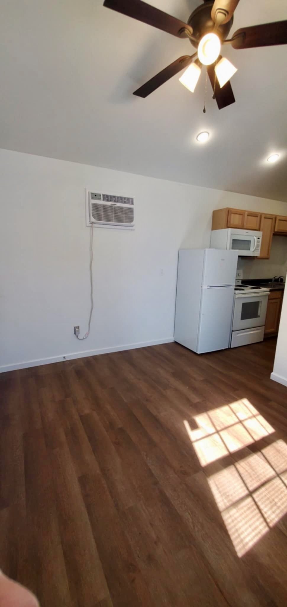 Gallery Photo 6