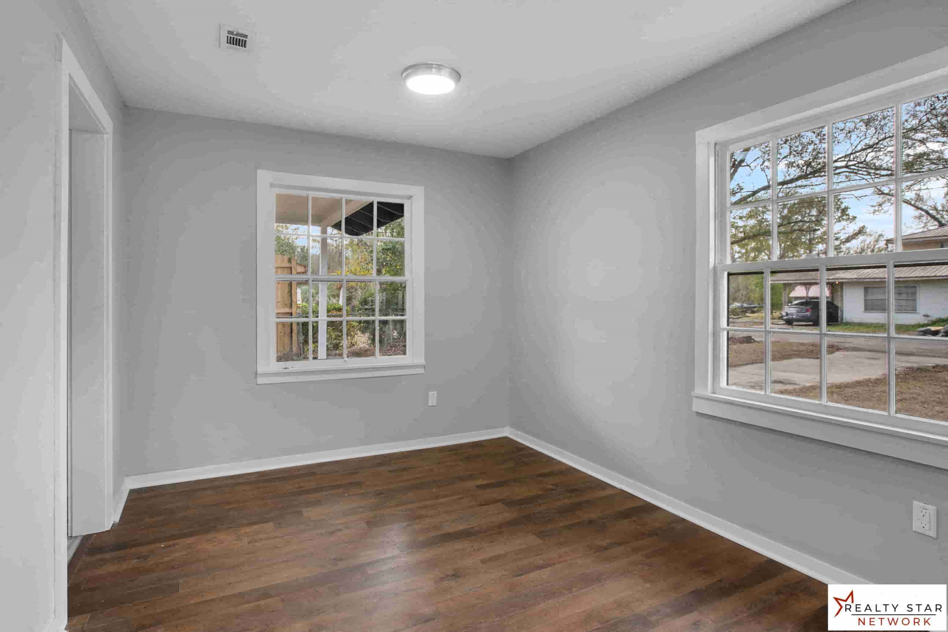 Gallery Photo 11