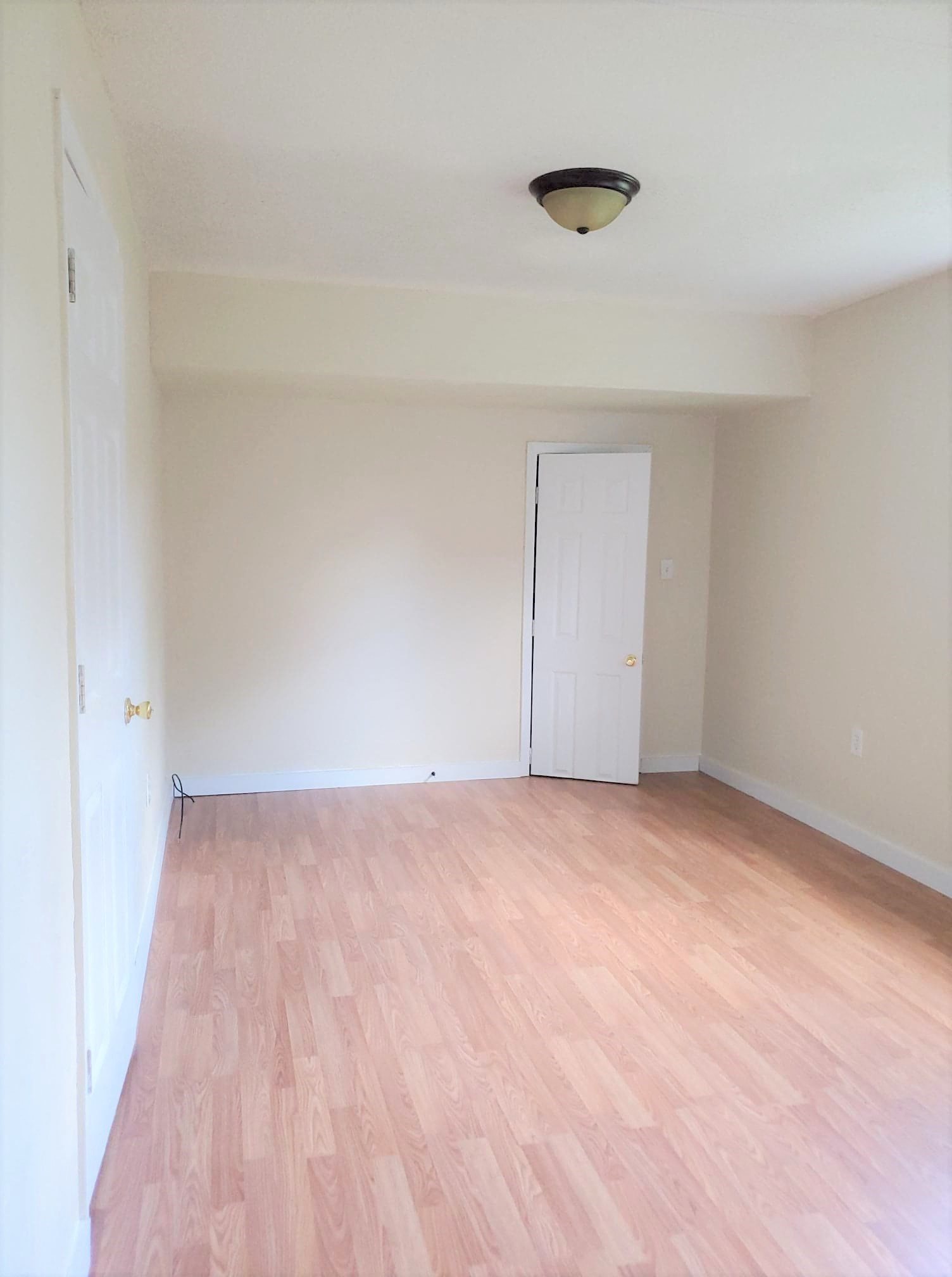 Gallery Photo 16