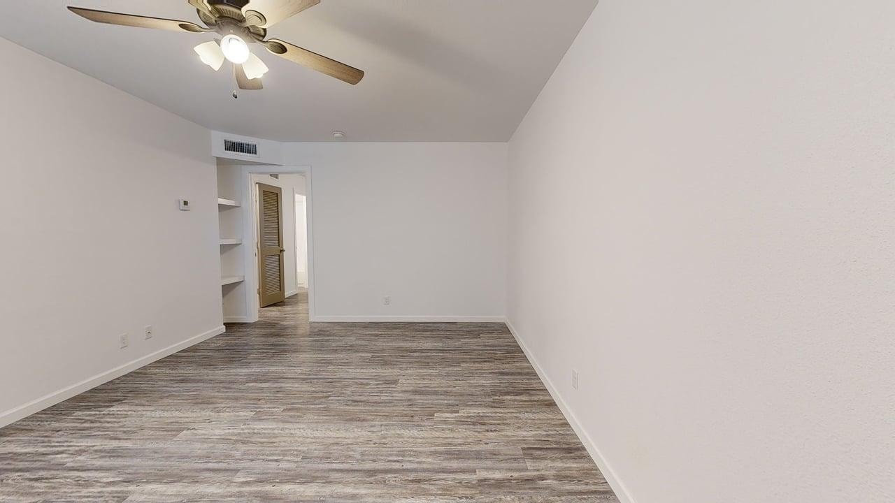 Gallery Photo 11