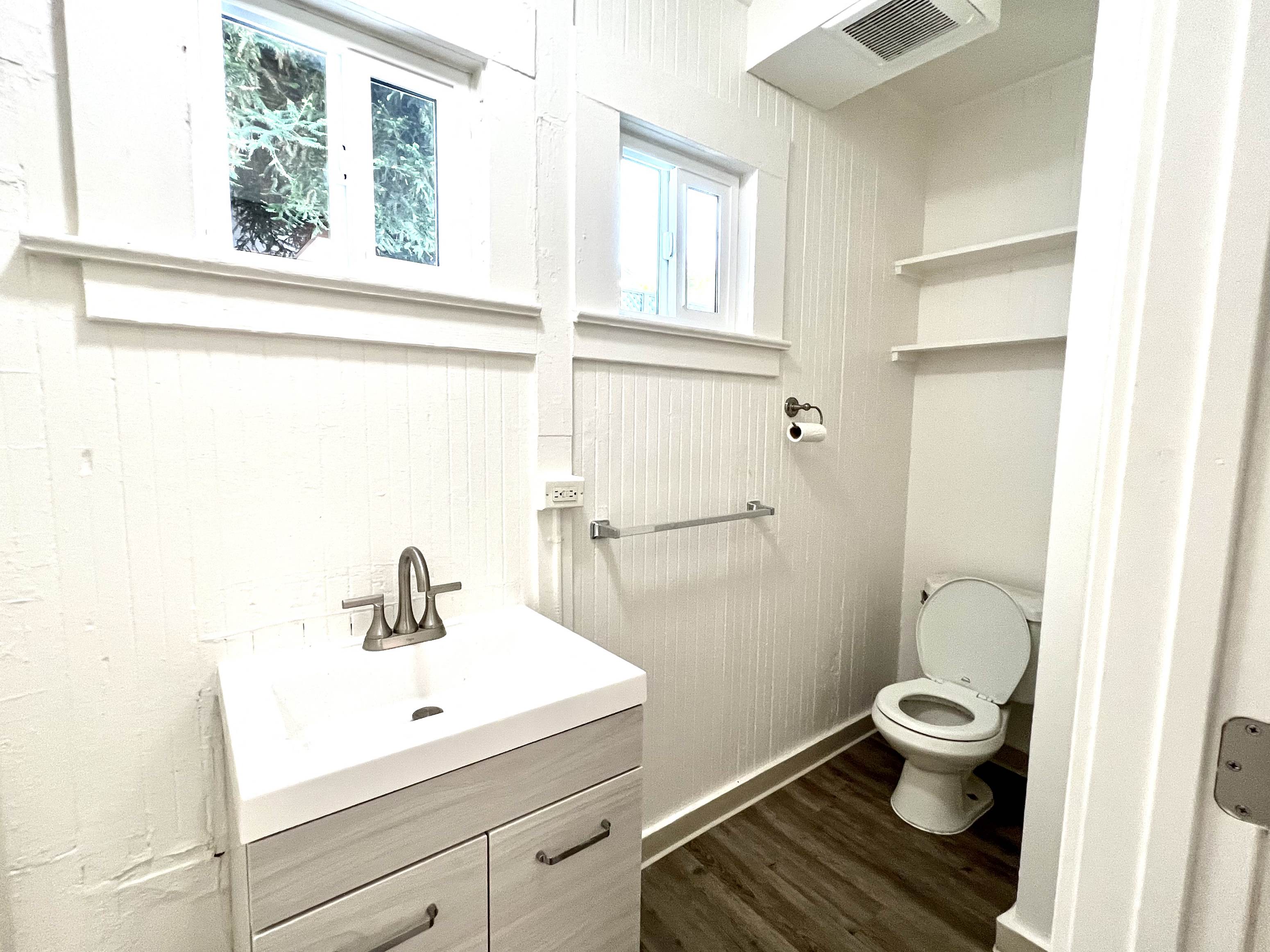 Gallery Photo 15