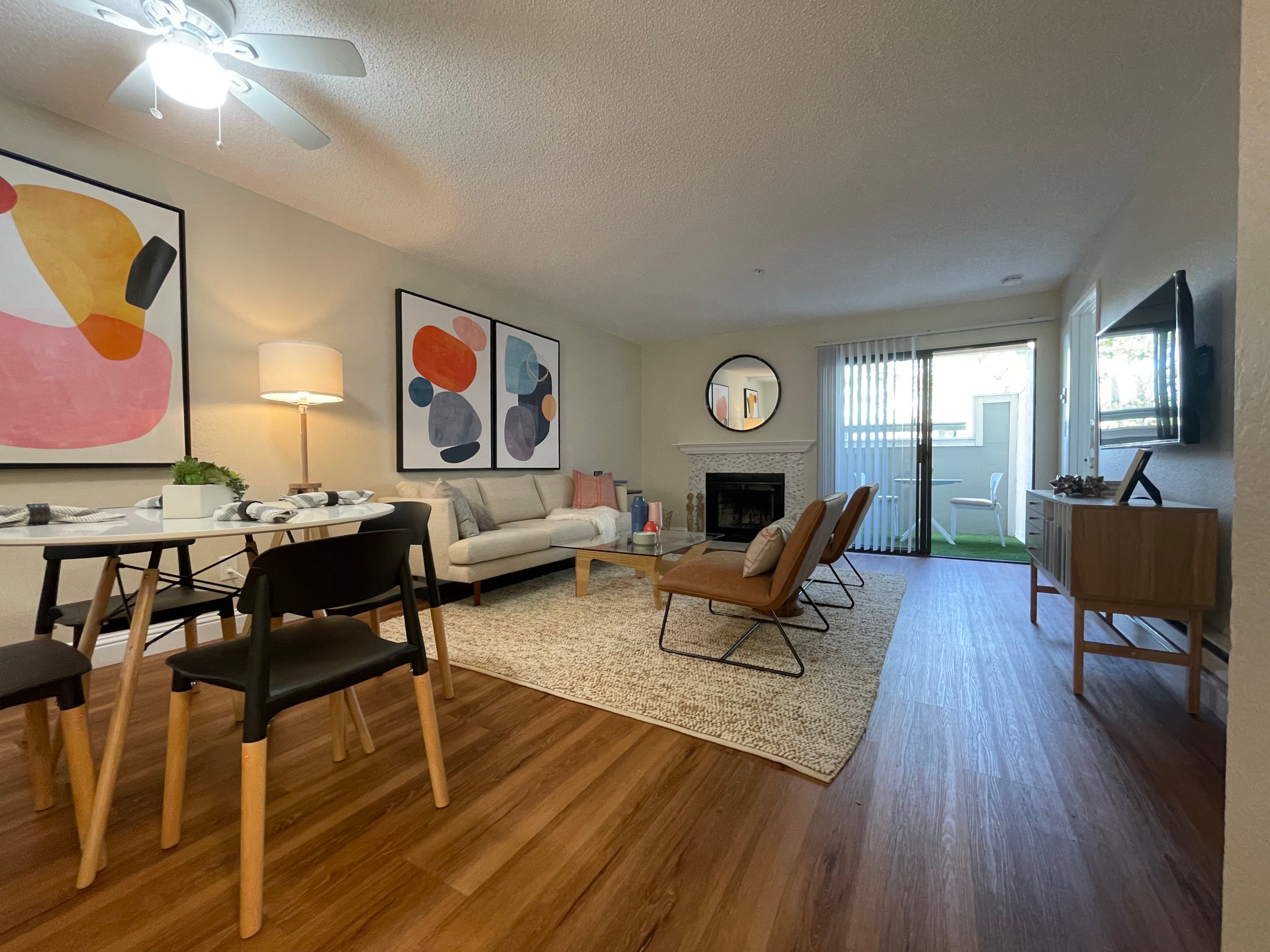 Gallery Photo 19