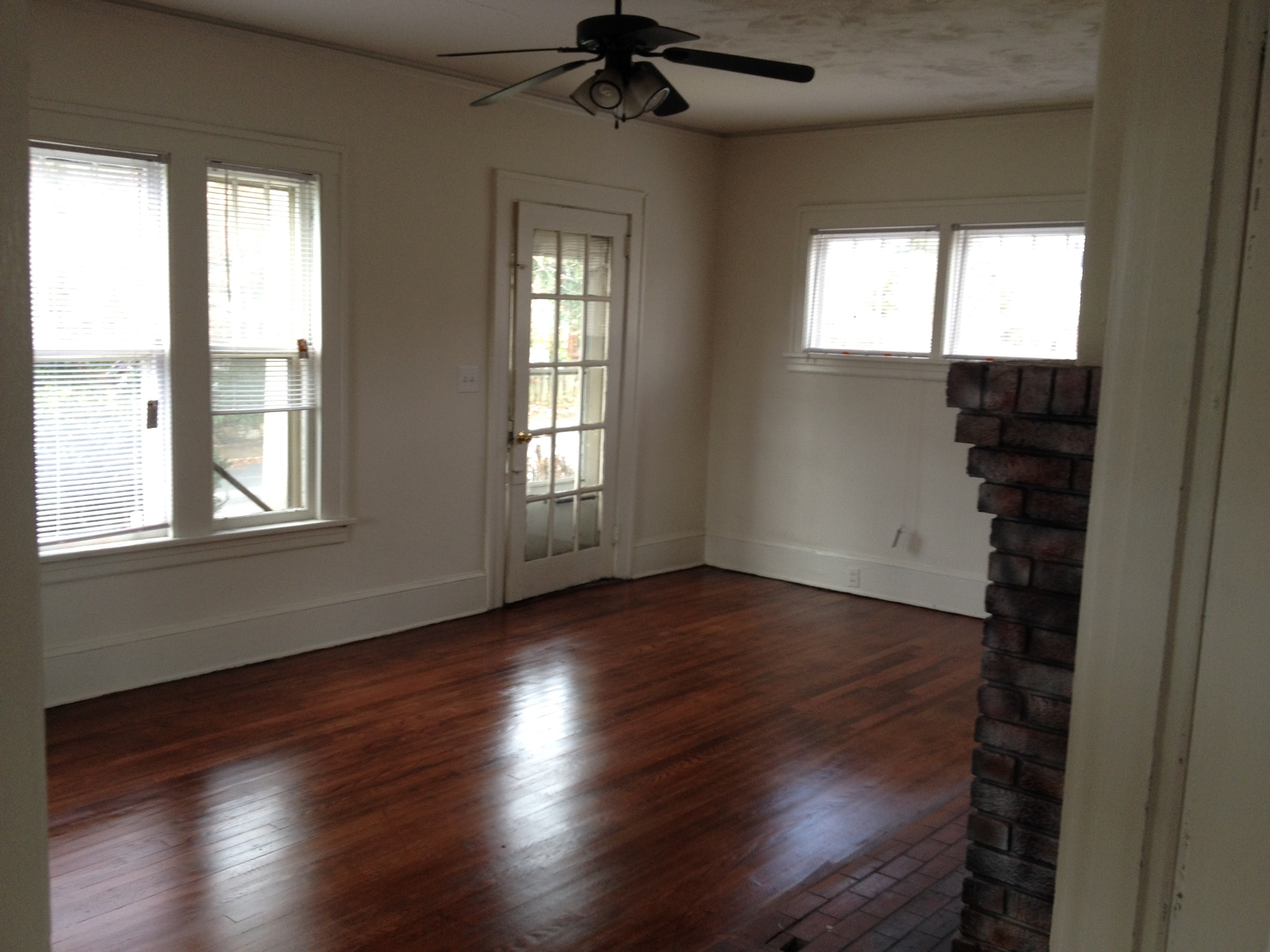 Gallery Photo 19