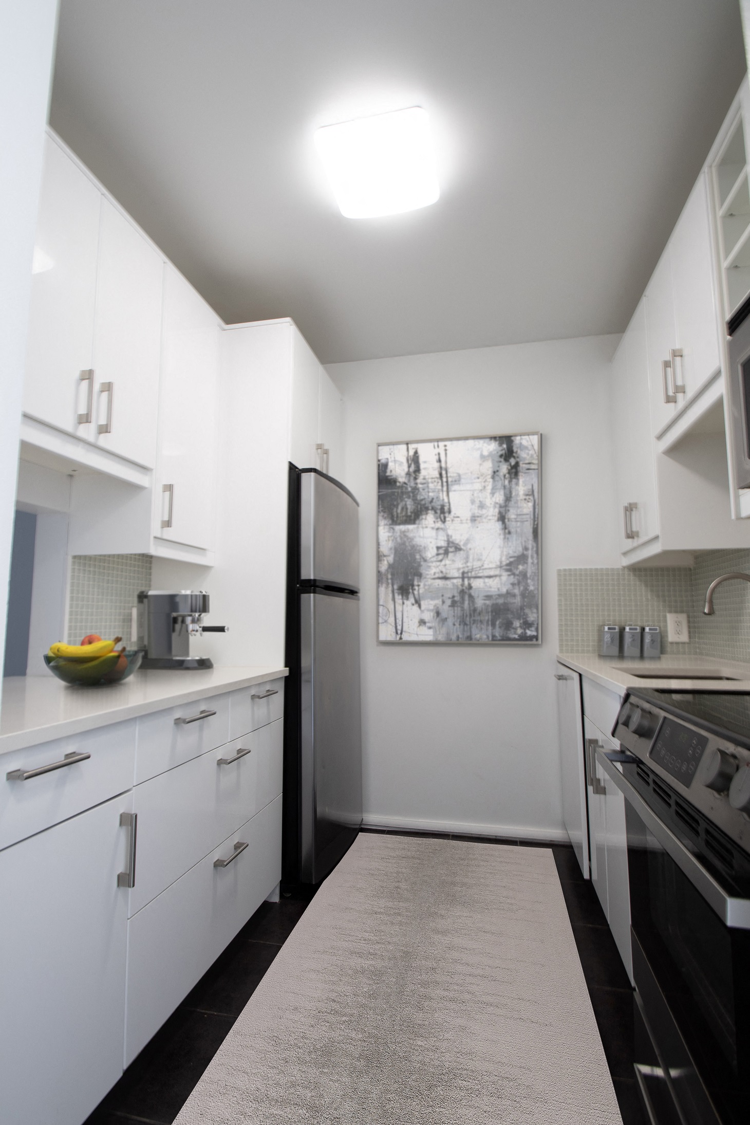 Apartment; Community; Downtown, New Haven; Vintage; Heritage; Residence; Antique; Living; Charming; Landmark; Architectural; Revival; Quaint; Cozy; Contemporary; Kitchen; Sleek; Inviting; Functional