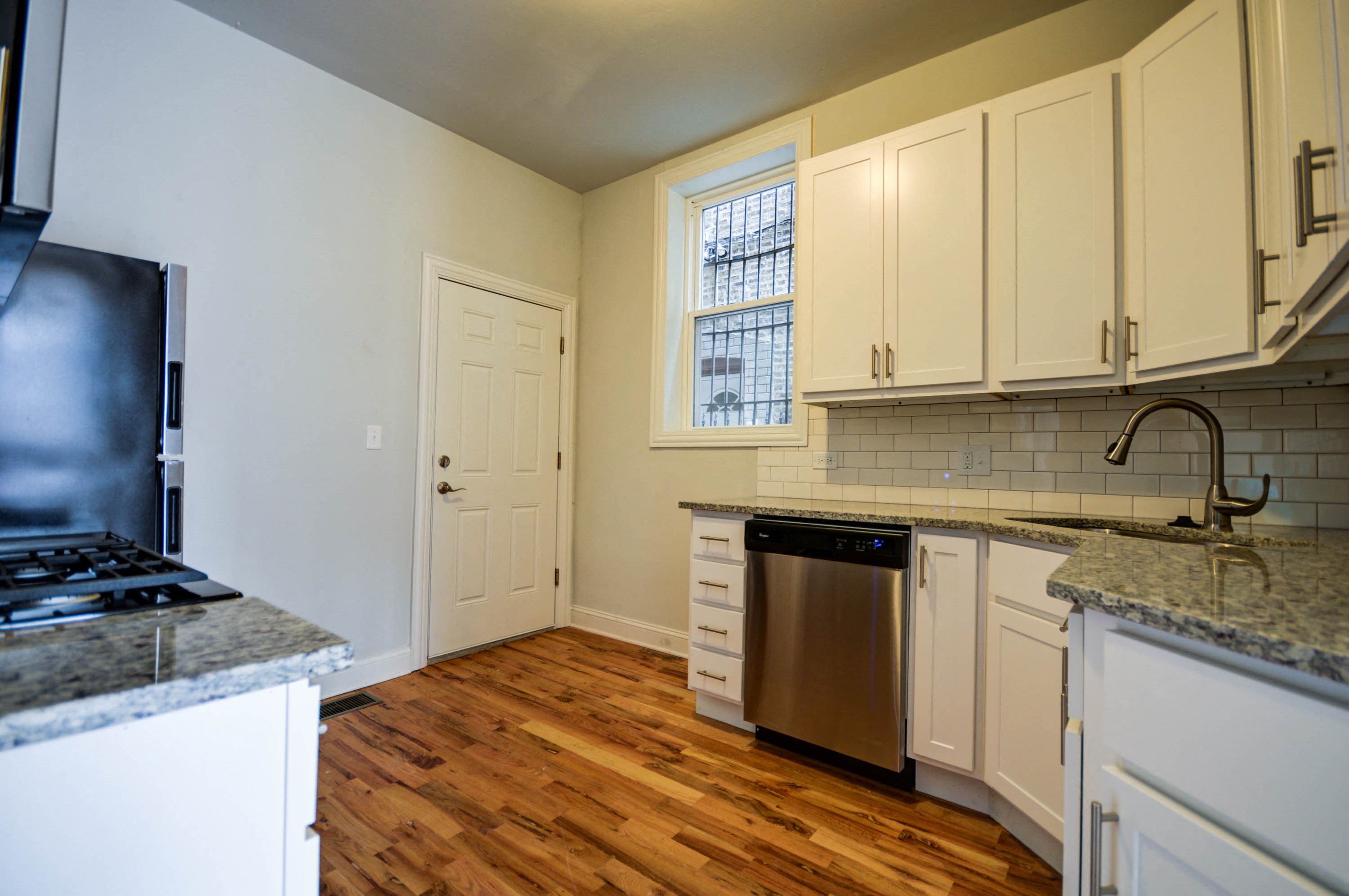 Gallery Photo 19