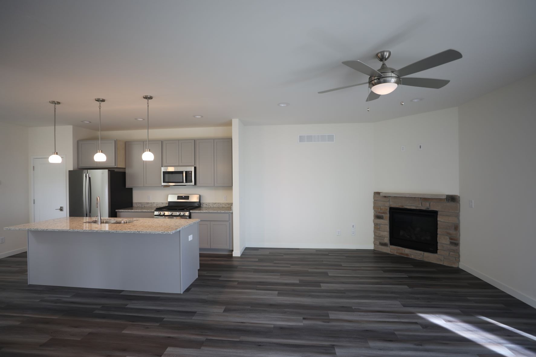 Gallery Photo 35