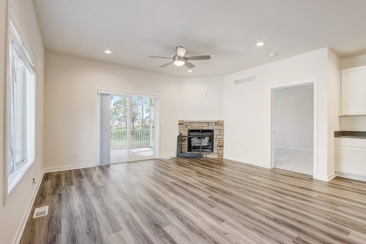 Gallery Photo 38