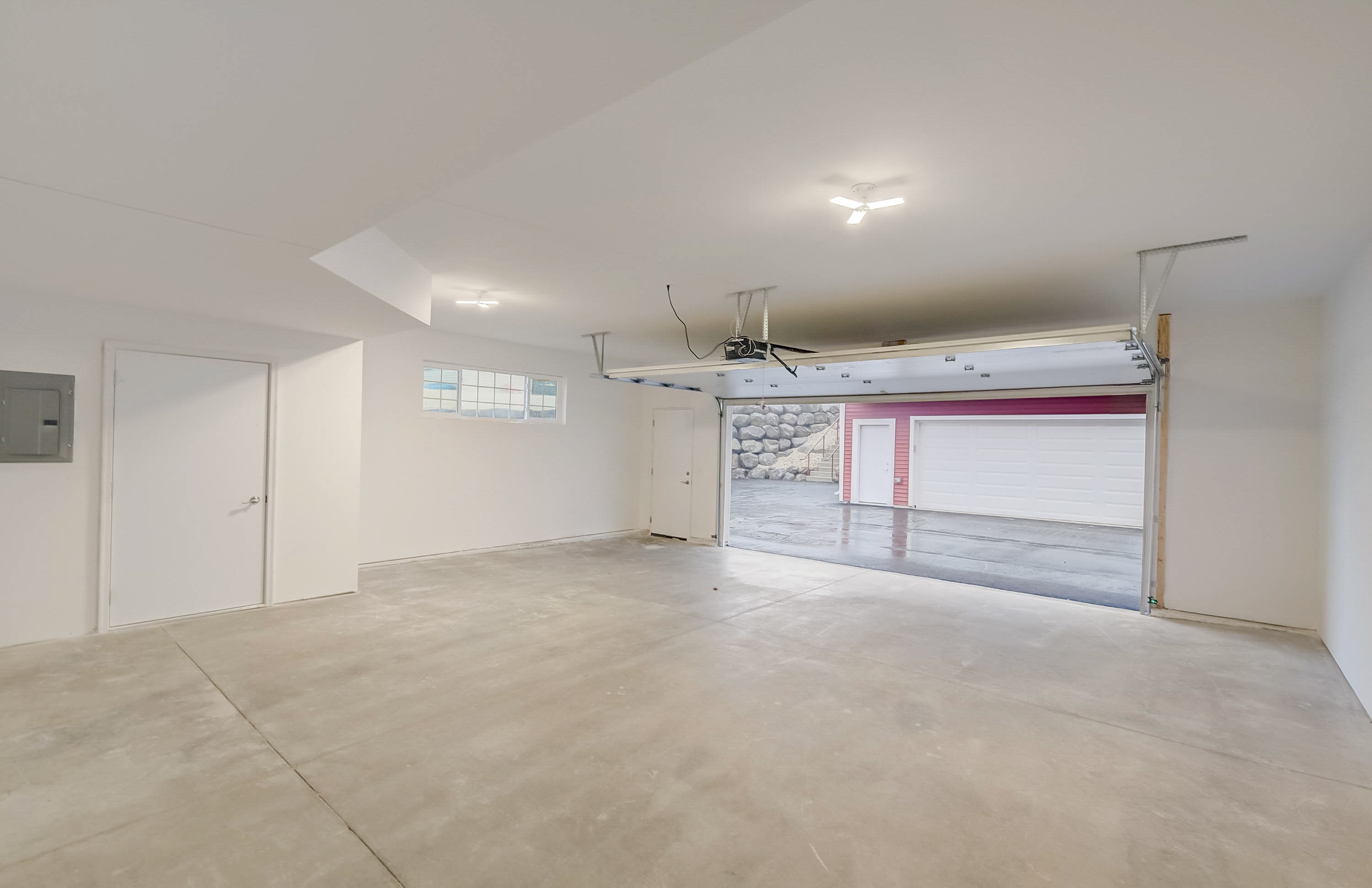 Gallery Photo 37