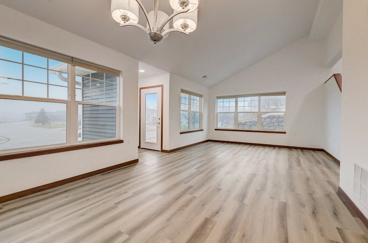 Gallery Photo 44