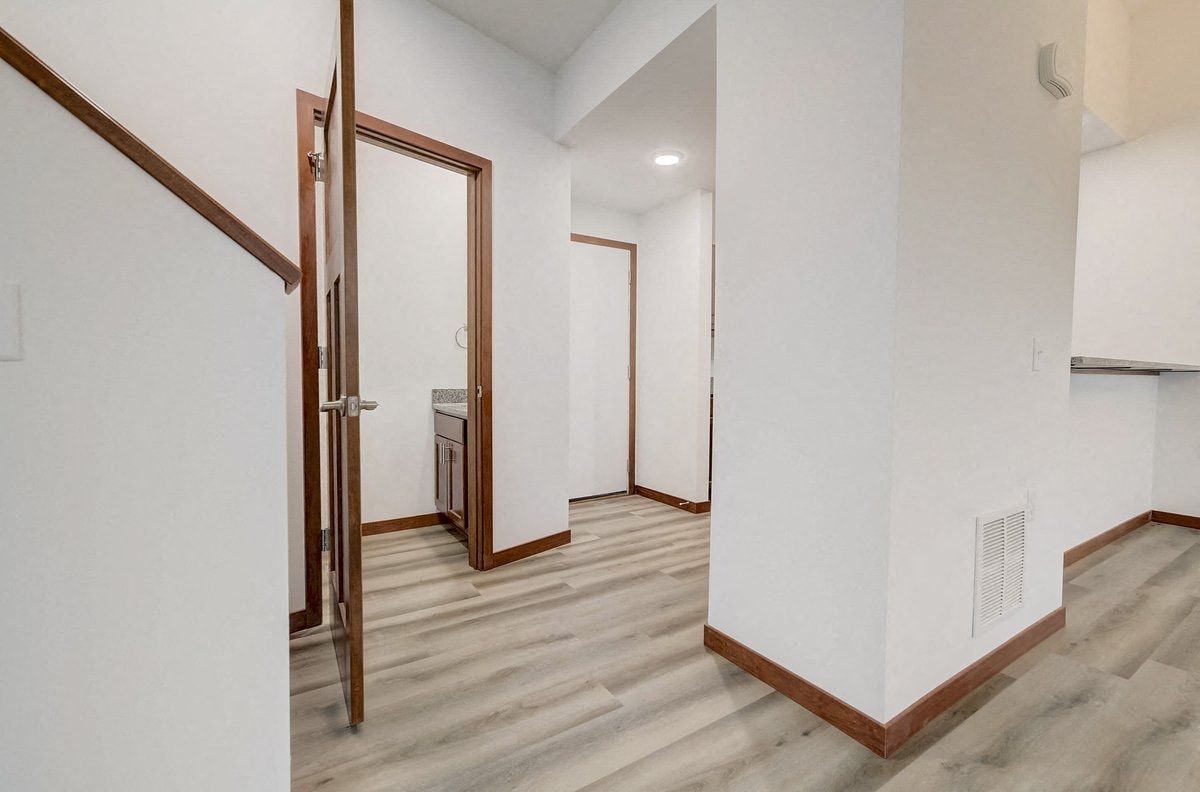 Gallery Photo 24