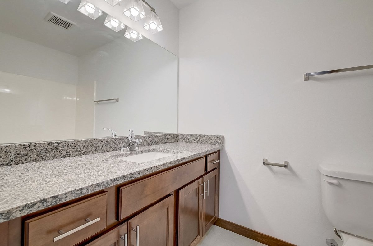 Gallery Photo 38