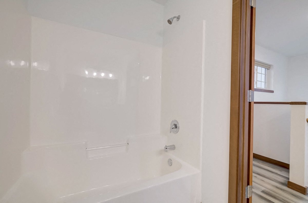 Gallery Photo 25