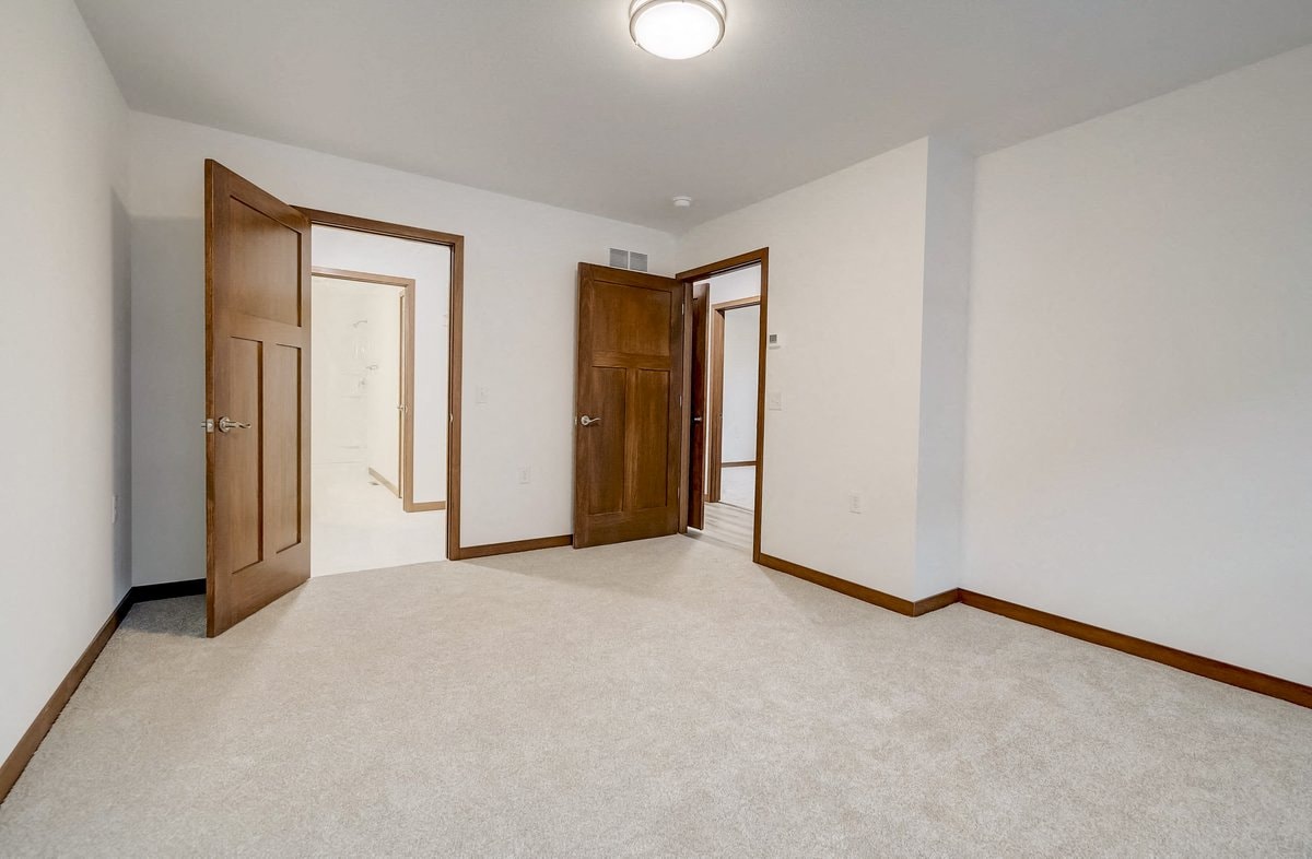 Gallery Photo 34