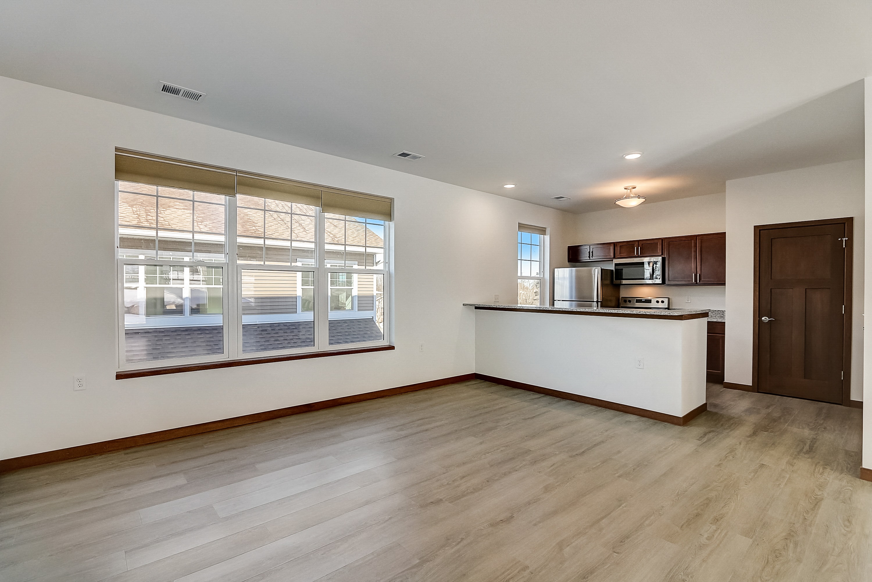 Gallery Photo 38
