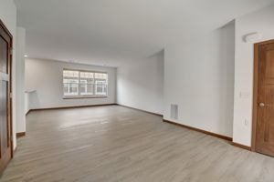 Gallery Photo 34