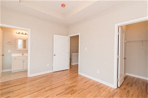 Gallery Photo 15